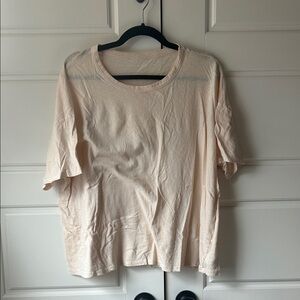 American Eagle Outfitters Soft Cream Short Sleeve Tee